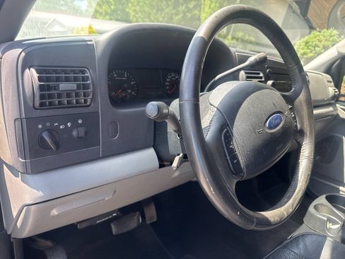 Used 2006 Ford F250 XLT AWD/4WD image 21