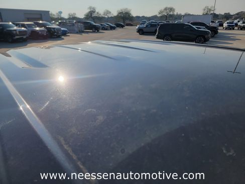 Used 2022 GMC Sierra 1500 Elevation w/ Preferred Package image 8