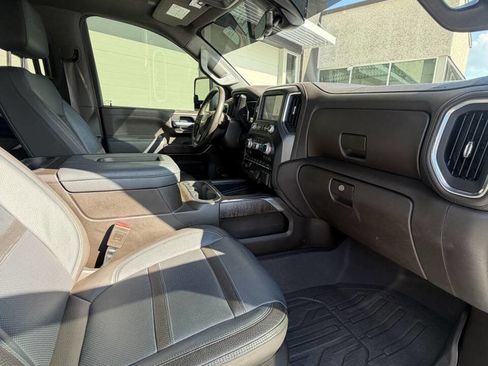 Used 2021 GMC Sierra 2500 Denali w/ Denali Ultimate Package AWD/4WD image 15