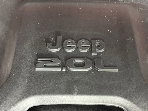 Used 2024 Jeep Wrangler Unlimited Sahara image 8