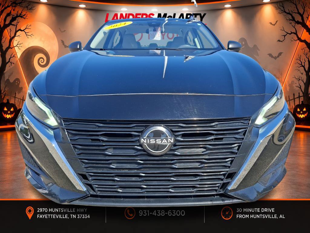 Used 2024 Nissan Altima 2.5 SV FWD image 8