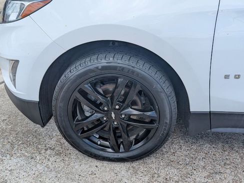 Used 2020 Chevrolet Equinox LT w/ Sport Edition FWD image 6