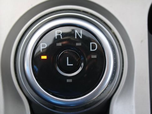 Used 2022 Ford Explorer Limited image 36