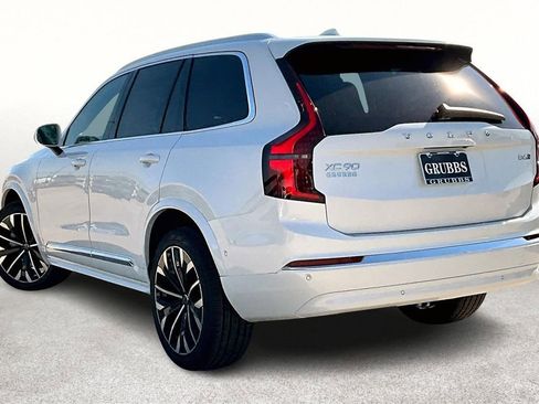 New 2026 Volvo XC90 B6 Plus w/ Protection Package Premier image 6