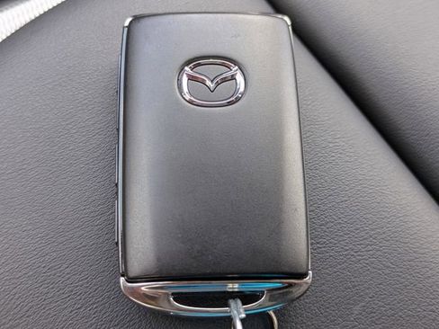 Used 2025 MAZDA CX-90 Plug-In Hybrid w/ Premium Plus AWD/4WD image 24