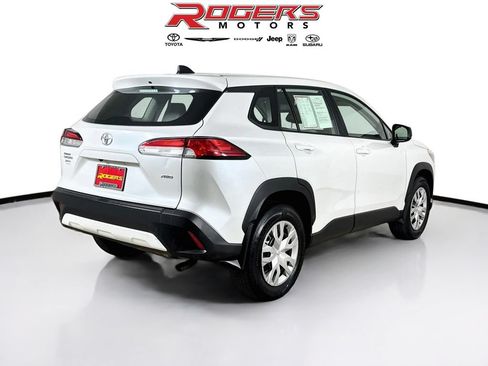 Certified 2025 Toyota Corolla Cross L AWD/4WD image 13
