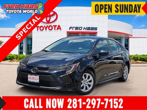 Used 2024 Toyota Corolla LE FWD image 1