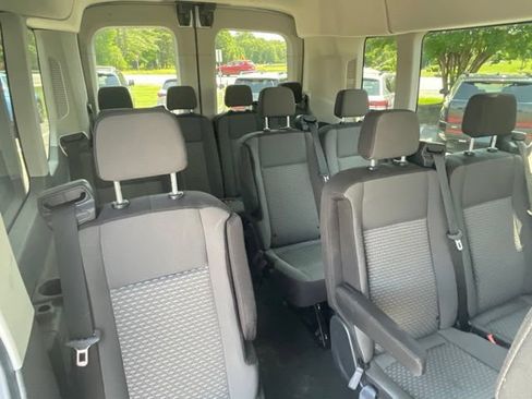 Used 2025 Ford Transit 350 XLT RWD image 18