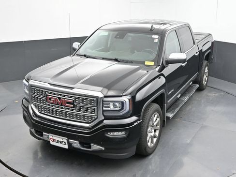 Used 2017 GMC Sierra 1500 Denali AWD/4WD image 18