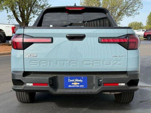 Used 2022 Hyundai Santa Cruz SEL Premium image 4