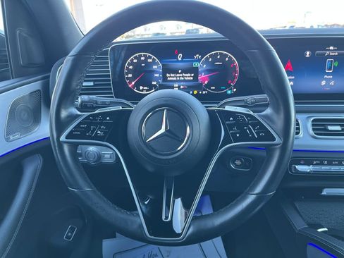 Used 2024 Mercedes-Benz GLS 450 4MATIC image 15