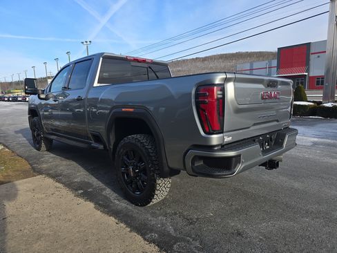 New 2026 GMC Sierra 2500 AT4 w/ Technology Package image 6