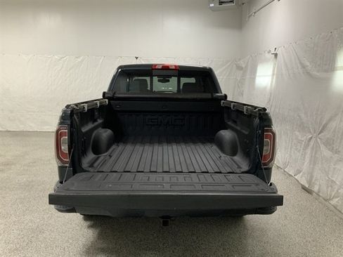 Used 2018 GMC Sierra 1500 SLT AWD/4WD image 5