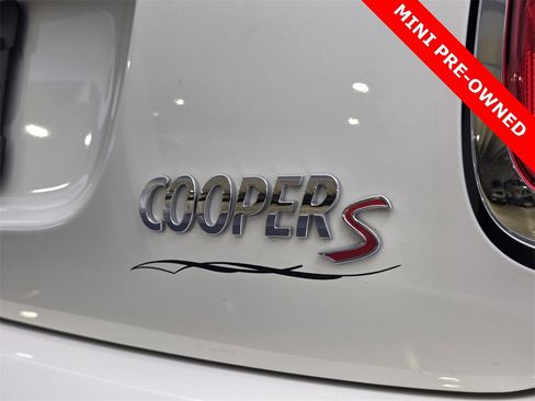 Used 2015 MINI Cooper S image 11