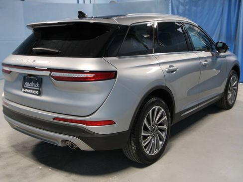 Used 2024 Lincoln Corsair Reserve w/ Equipment Group 201A AWD/4WD image 33