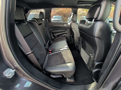 Certified 2021 Jeep Grand Cherokee Laredo X image 15