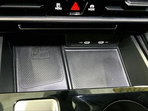 Used 2024 Volkswagen Atlas SEL AWD/4WD image 27