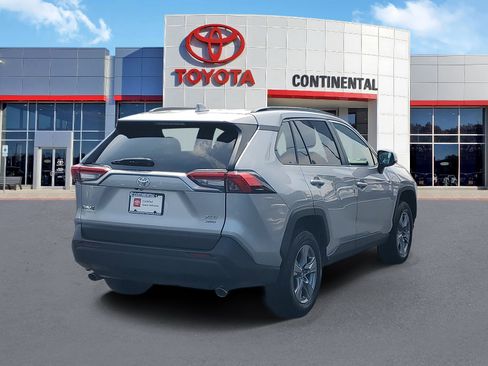 Certified 2025 Toyota RAV4 XLE AWD/4WD image 5
