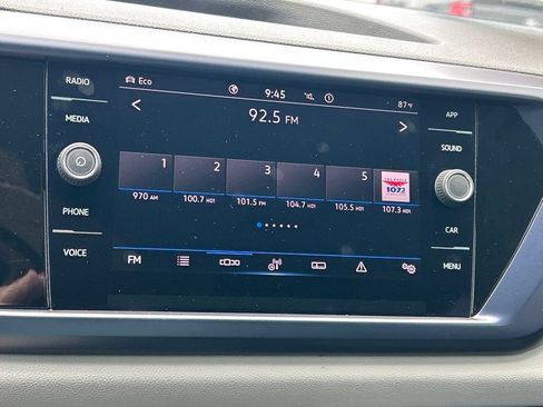 Certified 2022 Volkswagen Taos SE AWD/4WD image 32