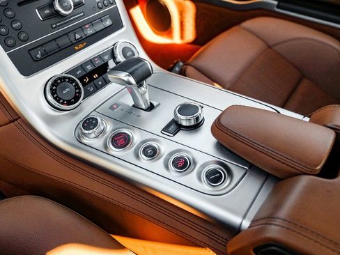 Used 2011 Mercedes-Benz SLS AMG Coupe image 28