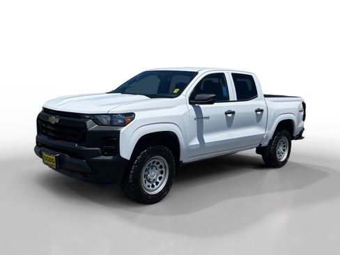 Used 2025 Chevrolet Colorado W/T AWD/4WD image 1