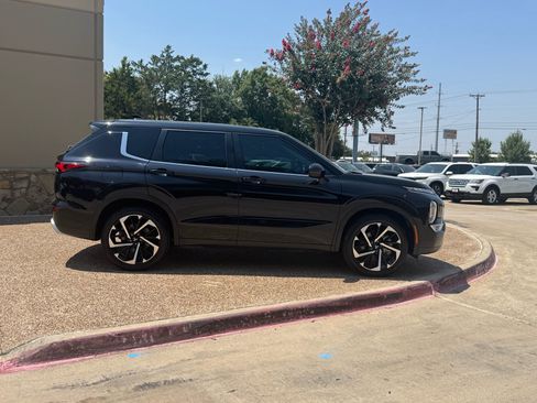 Used 2024 Mitsubishi Outlander SE AWD/4WD image 7
