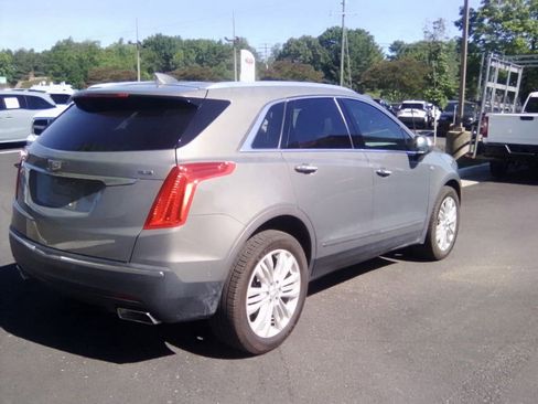Used 2019 Cadillac XT5 Premium Luxury w/ Driver Assist Package FWD image 4