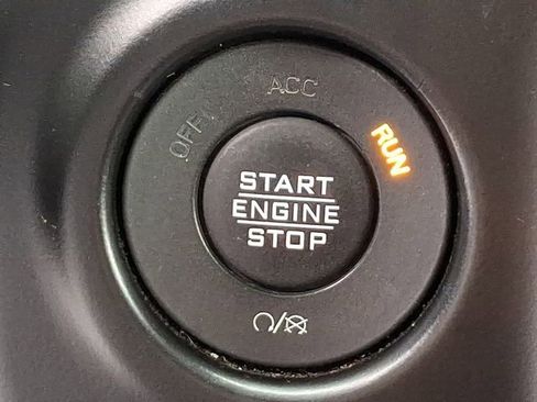 Used 2022 Jeep Gladiator Overland w/ Popular Equipment Package image 25