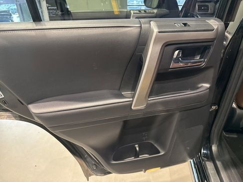 Used 2023 Toyota 4Runner Limited AWD/4WD image 37