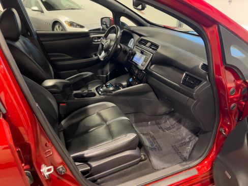 Used 2018 Nissan Leaf SL w/ SL Technology Package image 36