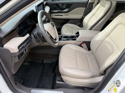 Used 2023 Lincoln Corsair Grand Touring w/ Equipment Group 301A image 9