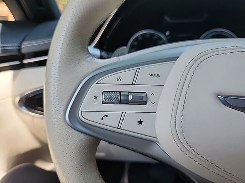 Used 2023 Genesis Electrified GV70 w/ Prestige Package AWD/4WD image 10