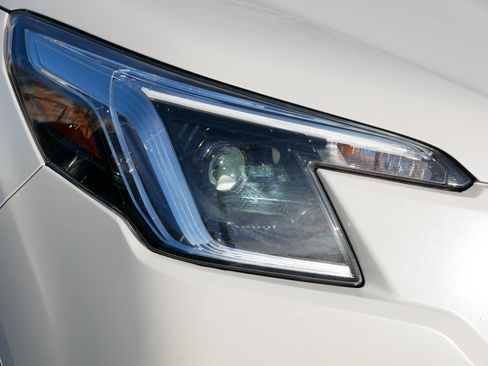 Certified 2023 Subaru Forester Premium image 16