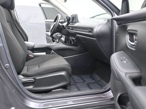 Used 2024 Honda HR-V LX image 16