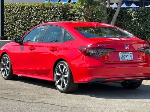 Certified 2025 Honda Civic Sport Touring image 6