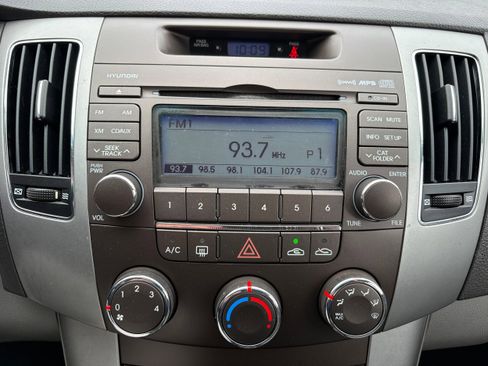 Used 2009 Hyundai Sonata GLS image 28