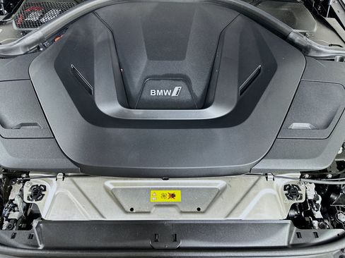 Used 2023 BMW i4 eDrive35 w/ Premium Package RWD image 33