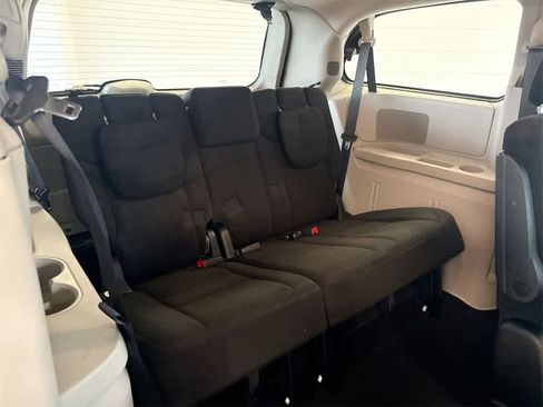 Used 2015 Dodge Grand Caravan SE w/ Quick Order Package 29E SE image 21