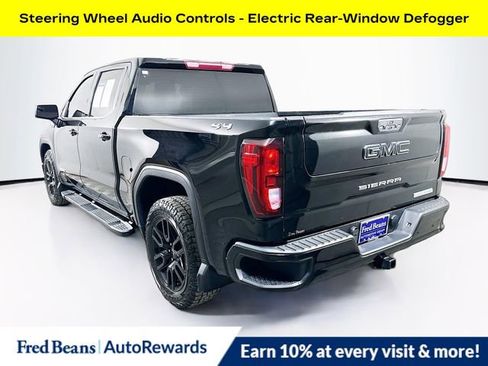 Used 2022 GMC Sierra 1500 Elevation w/ LPO, Elevation Black Package image 5