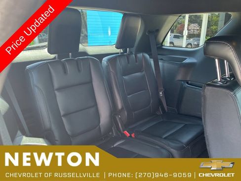 Used 2019 Ford Explorer XLT w/ Equipment Group 202A FWD image 29