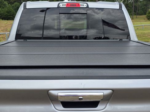 Used 2021 RAM 1500 Laramie AWD/4WD image 11