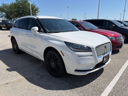 Used 2022 Lincoln Corsair Reserve AWD/4WD image 6