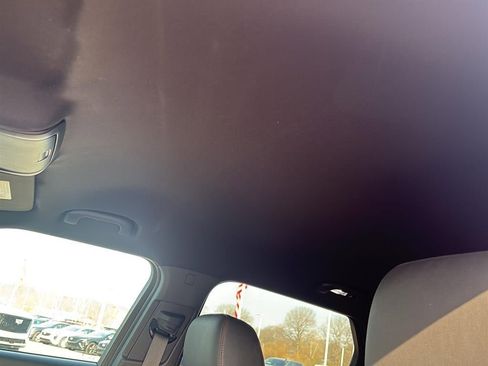 Used 2025 Chevrolet Blazer RS image 13