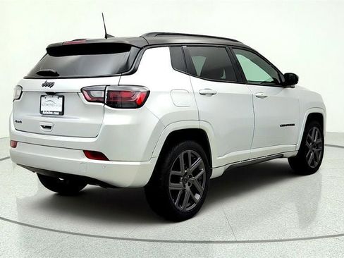 Used 2025 Jeep Compass Limited w/ High Altitude Package AWD/4WD image 5