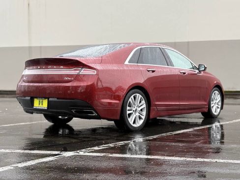 Used 2014 Lincoln MKZ image 5