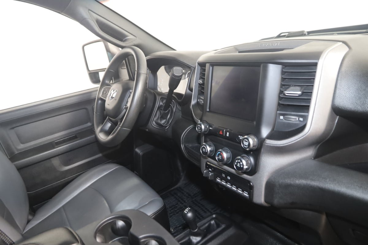Used 2023 RAM 3500 Tradesman w/ Chrome Appearance Group AWD/4WD image 30
