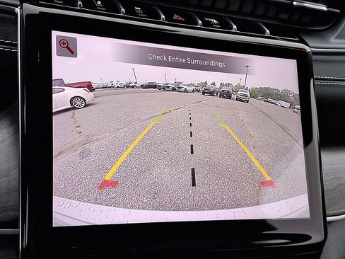 Used 2022 Jeep Grand Cherokee Limited image 25