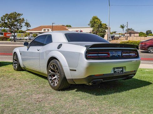 Used 2020 Dodge Challenger SRT Hellcat Redeye RWD image 7
