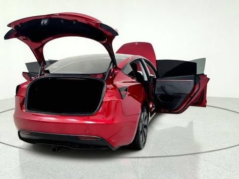 Used 2025 Tesla Model 3 RWD image 18