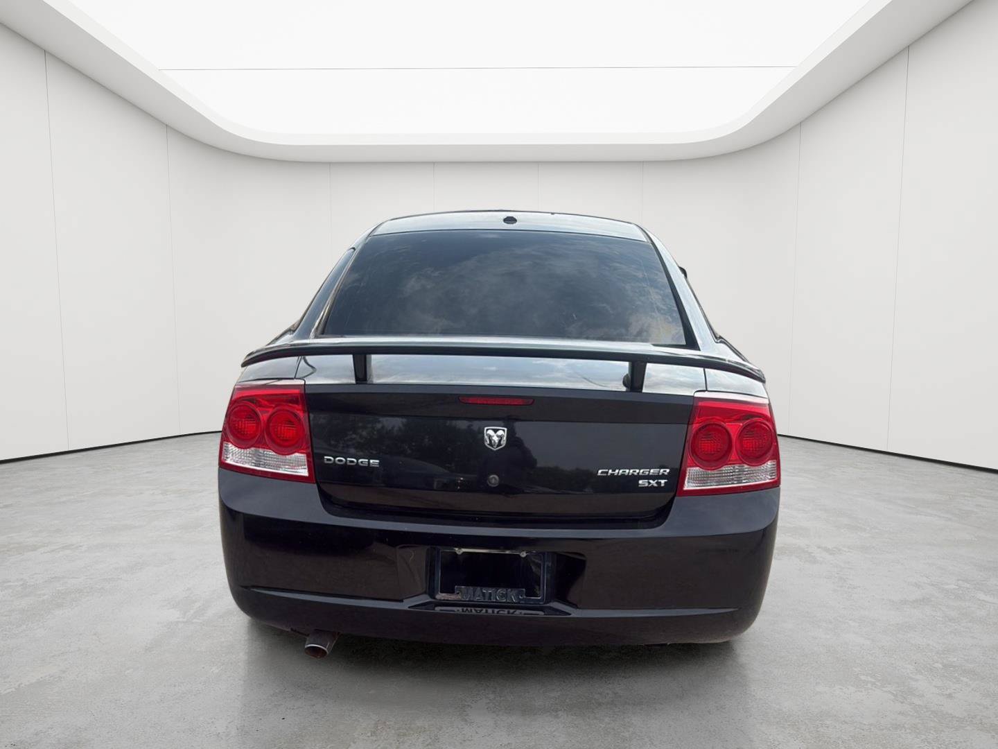 Used 2010 Dodge Charger SXT RWD image 6